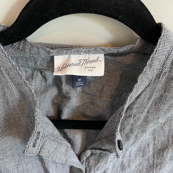 B&W Micro Plaid Button down top - Picture 2 of 2